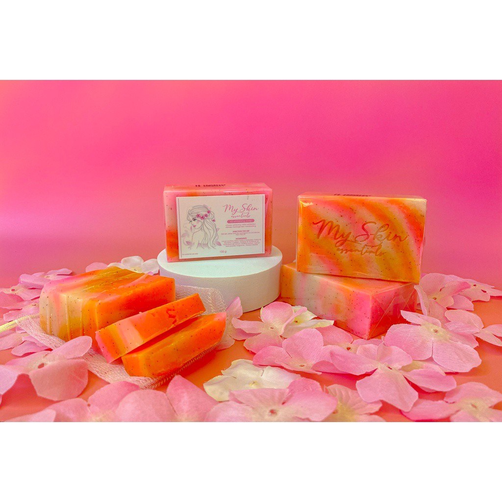 Picture of: ☾♛My Skin x Whitening Soap (15g) with Free Mesh